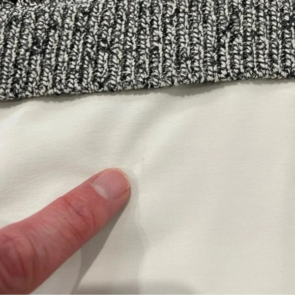 John + Jenn Layerd Knit Sweater Vest Womens Size Medium Black/grey Knit - Picture 9 of 10